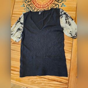 Black and Cream Women's Top